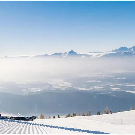 Bodensdorf Near Gerlitzen Area * Tratten (Feldkirchen)